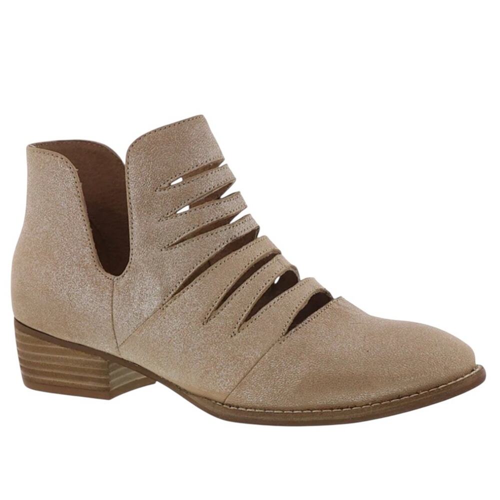 SEYCHELLES Women's Sz 8.5 Iceberg Leather Cutout Blush Metallic Ankle Boots